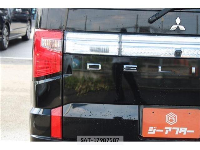 Mitsubishi DELICA 2019-02 8561695-16