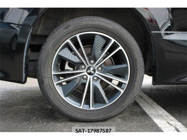 Mitsubishi DELICA 2019-02 8561695-26