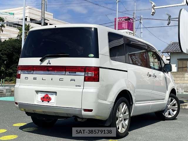 Mitsubishi DELICA 2014-08 8626503-2