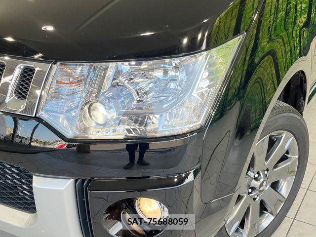 Mitsubishi DELICA 2018-05 8626505-12