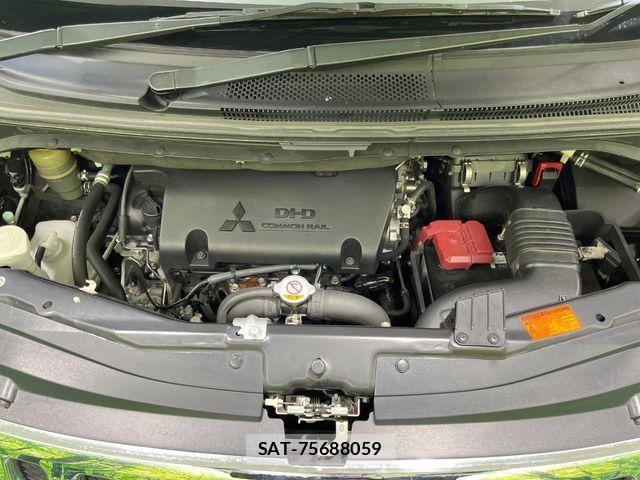 Mitsubishi DELICA 2018-05 8626505-18