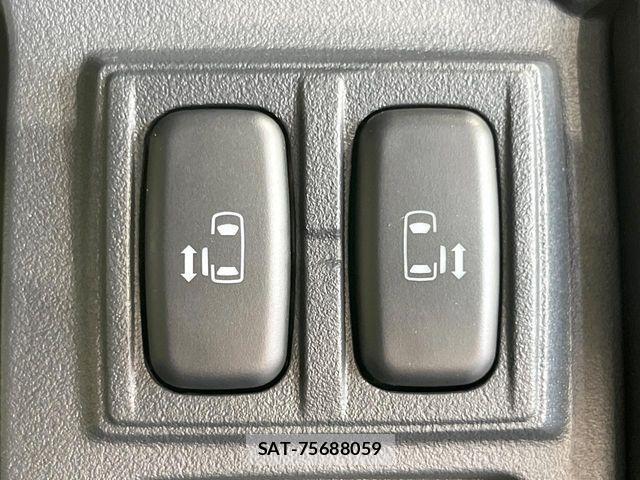 Mitsubishi DELICA 2018-05 8626505-2