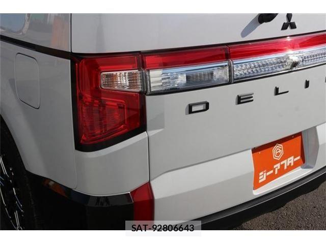 Mitsubishi DELICA 2025-03 8626498-25