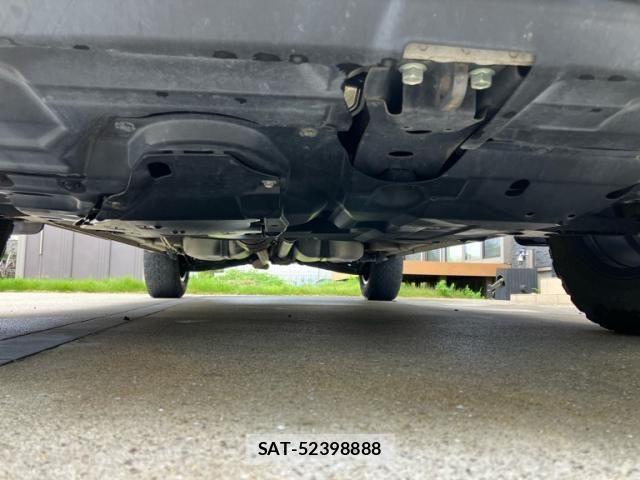 Mitsubishi DELICA 2017-10 8626504-11
