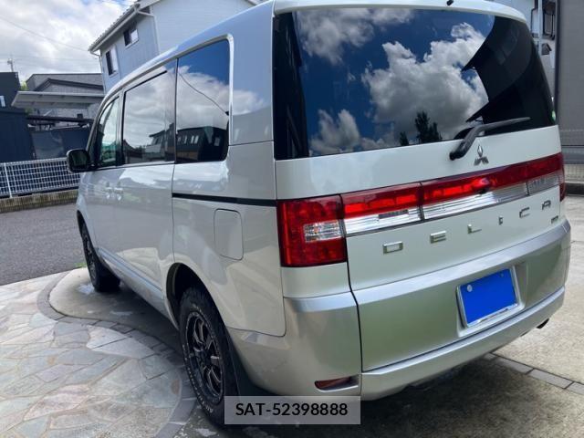 Mitsubishi DELICA 2017-10 8626504-3