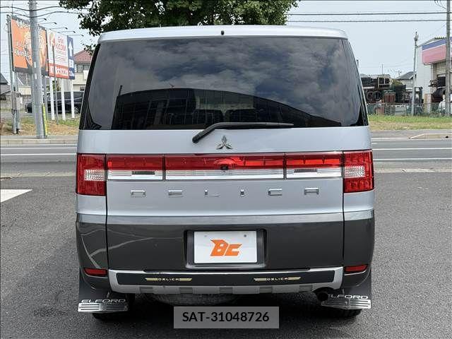 Mitsubishi DELICA 2012-01 8626508-22