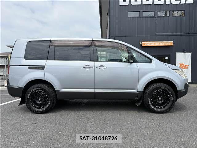 Mitsubishi DELICA 2012-01 8626508-6
