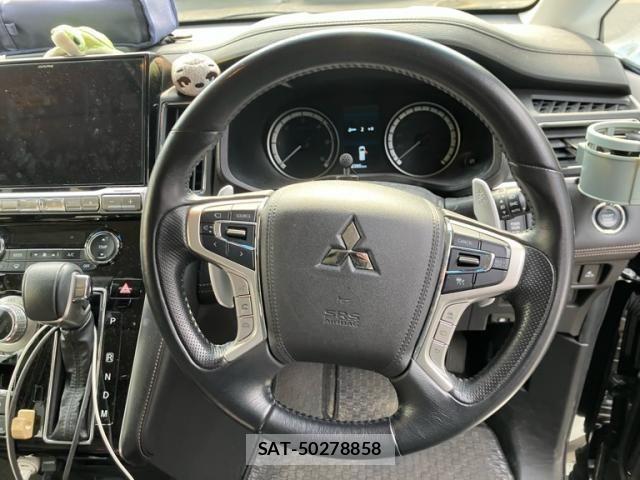 Mitsubishi DELICA 2021-10 8658758-10