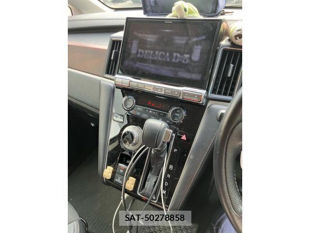 Mitsubishi DELICA 2021-10 8658758-14