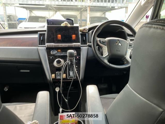 Mitsubishi DELICA 2021-10 8658758-6