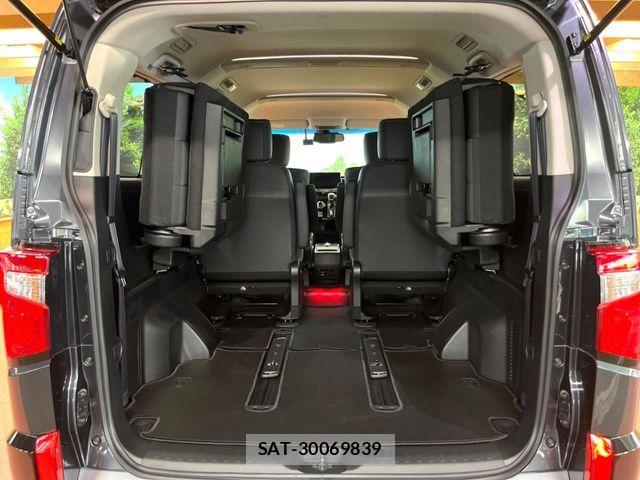 Mitsubishi DELICA 2024-05 8666062-12