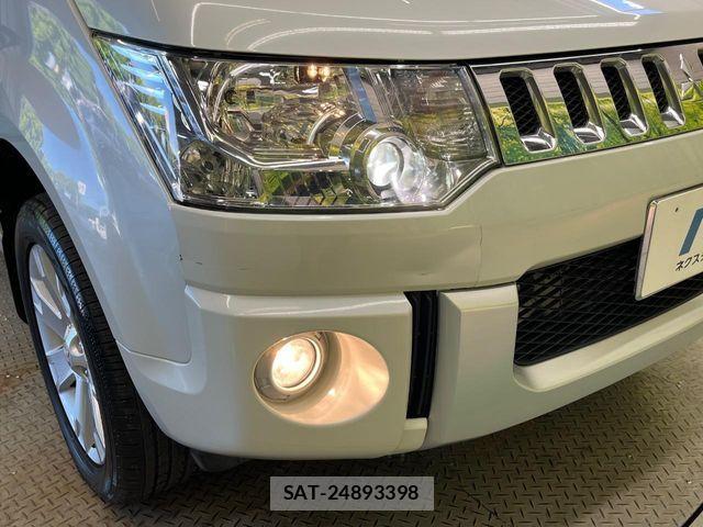 Mitsubishi DELICA 2015-08 8658762-11