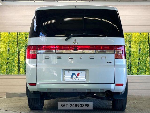Mitsubishi DELICA 2015-08 8658762-15