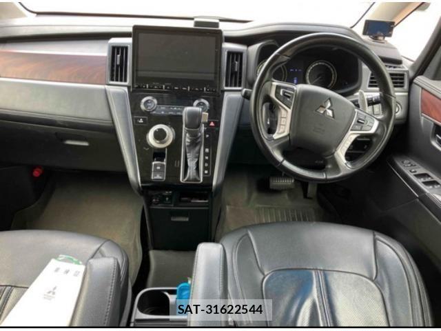 Mitsubishi DELICA 2020-09 8658761-2
