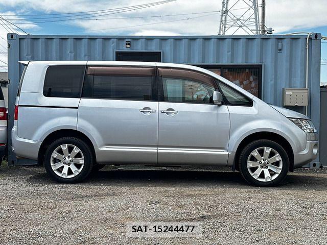 Mitsubishi DELICA 2007-06 8658773-14