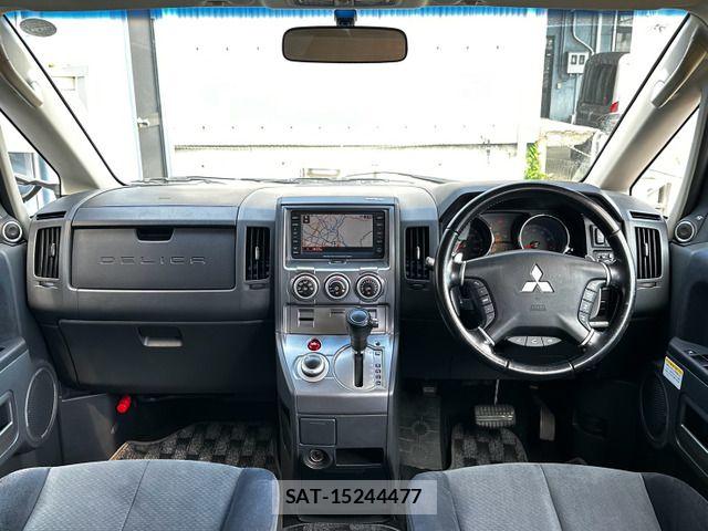 Mitsubishi DELICA 2007-06 8658773-2
