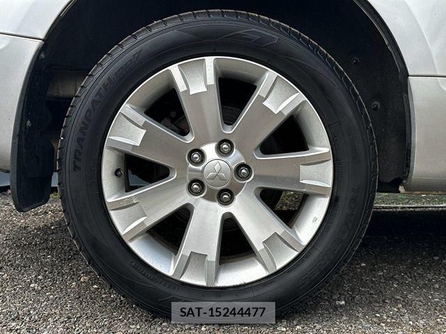 Mitsubishi DELICA 2007-06 8658773-5