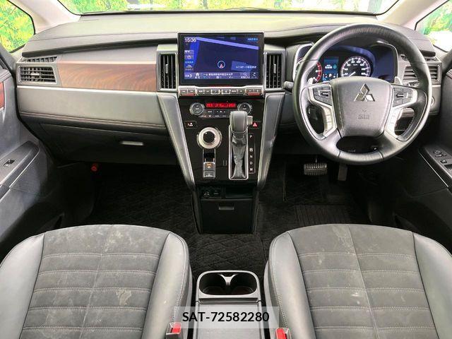 Mitsubishi DELICA 2022-01 8658760-1