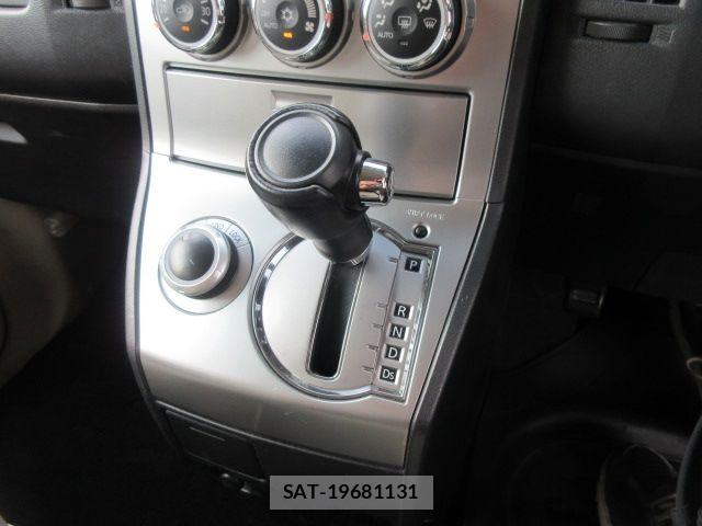 Mitsubishi DELICA 2013-10 8658764-16
