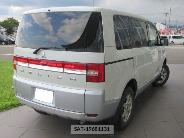Mitsubishi DELICA 2013-10 8658764-2