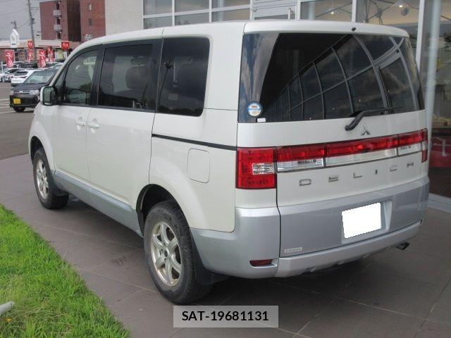 Mitsubishi DELICA 2013-10 8658764-4