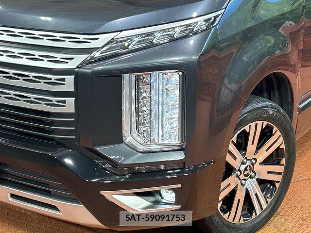 Mitsubishi DELICA 2022-10 8666063-12