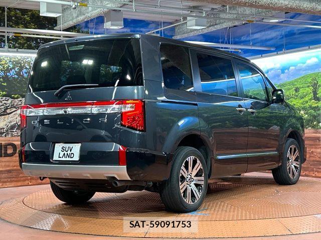 Mitsubishi DELICA 2022-10 8666063-17
