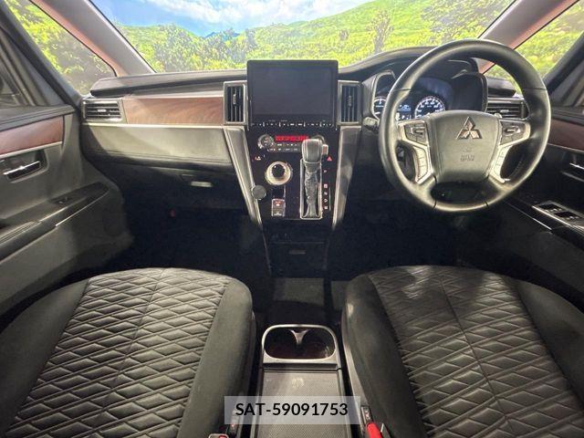 Mitsubishi DELICA 2022-10 8666063-1