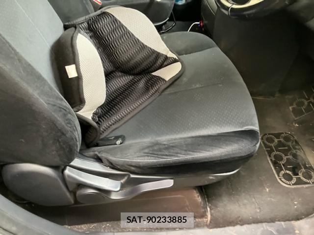 Mitsubishi DELICA 2011-03 8658775-11