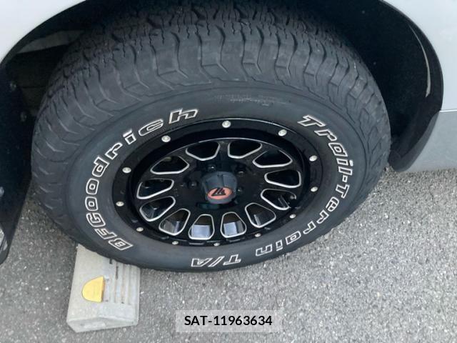 Mitsubishi DELICA 2022-10 8658757-9