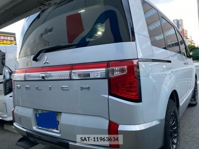 Mitsubishi DELICA 2022-10 8658757-3