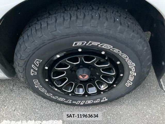 Mitsubishi DELICA 2022-10 8658757-7