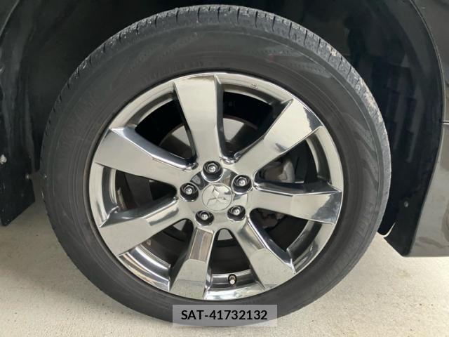 Mitsubishi DELICA 2017-01 8658763-6