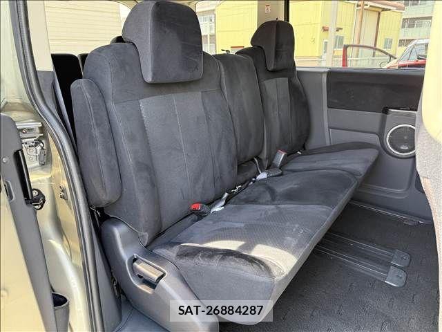 Mitsubishi DELICA 2009-10 8658772-25