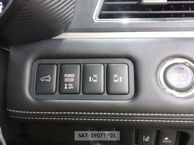 Mitsubishi DELICA 2024-06 8658756-25
