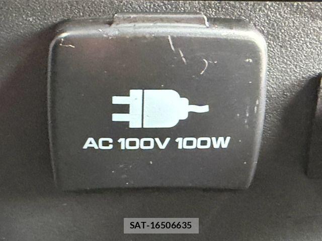 Mitsubishi DELICA 2009-10 8658770-11