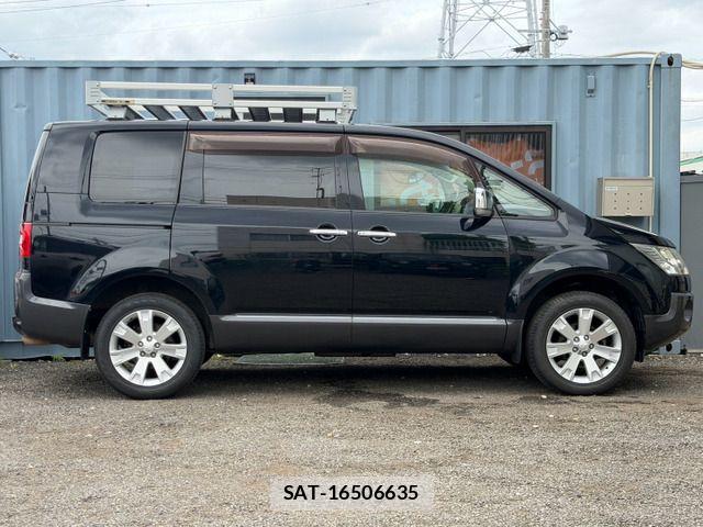 Mitsubishi DELICA 2009-10 8658770-17