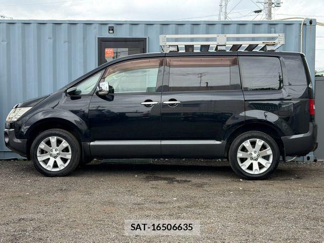 Mitsubishi DELICA 2009-10 8658770-18