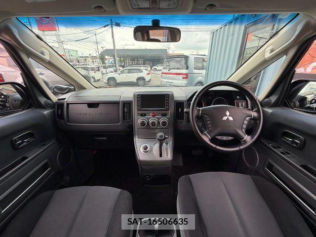 Mitsubishi DELICA 2009-10 8658770-2