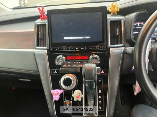 Mitsubishi DELICA 2022-06 8658759-17