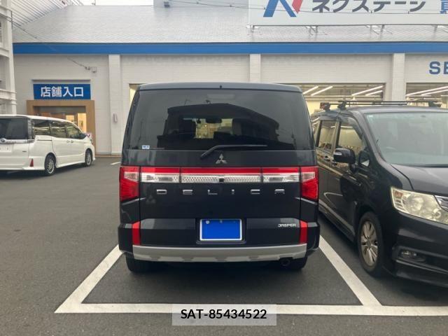Mitsubishi DELICA 2022-06 8658759-4