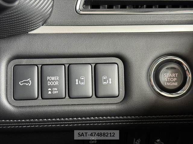 Mitsubishi DELICA 2024-06 8658755-6