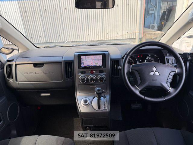Mitsubishi DELICA 2013-11 8658766-2