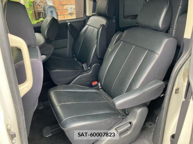 Mitsubishi DELICA 2013-04 8685460-12