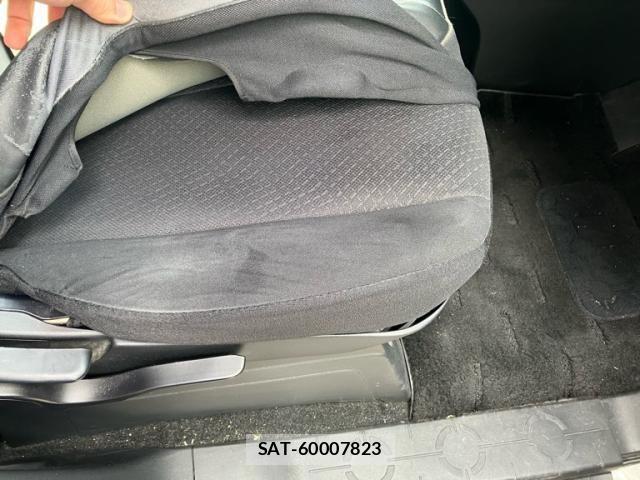 Mitsubishi DELICA 2013-04 8685460-17