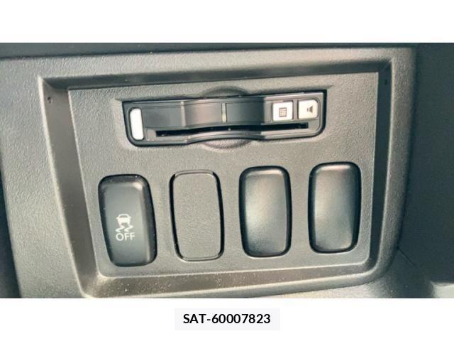 Mitsubishi DELICA 2013-04 8685460-27