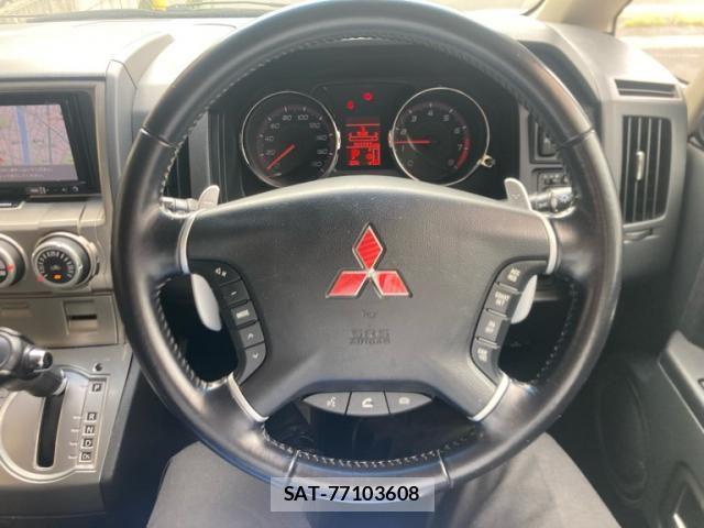 Mitsubishi DELICA 2007-09 8685461-17