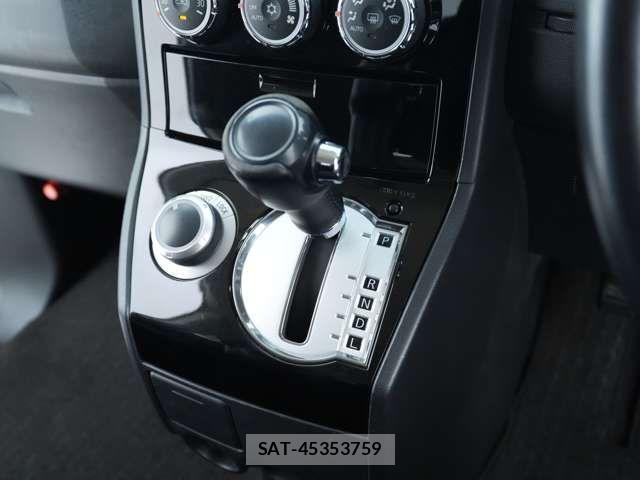 Mitsubishi DELICA 2018-03 8685458-14