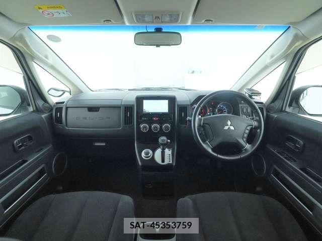 Mitsubishi DELICA 2018-03 8685458-4