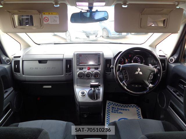 Mitsubishi DELICA 2011-05 8685459-14